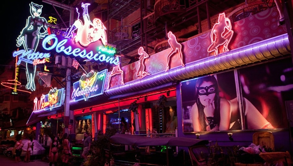 5 Best Thai Ladyboys Bars in Bangkok Thailand